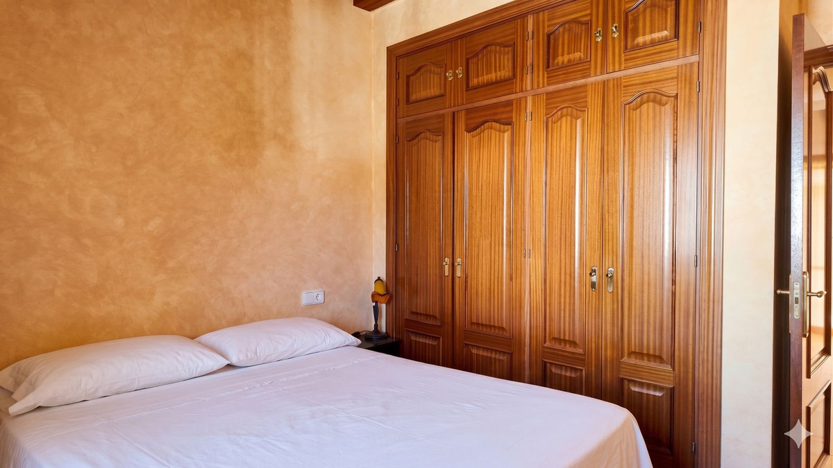 3 Bed Townhouse for sale in Estepona Costa Del Sol, Málaga, Spain