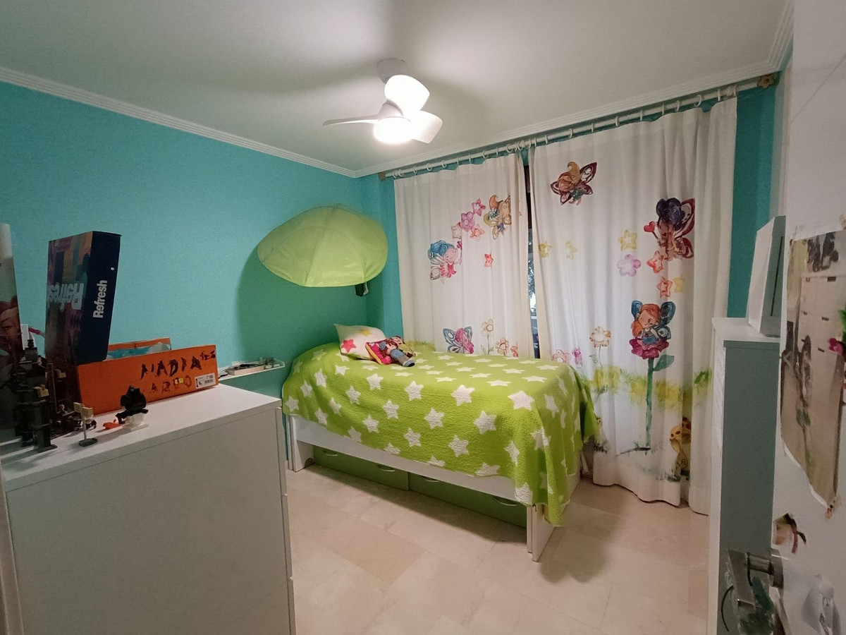Se vende Apartamento Planta Baja de 3 dormitorios en Costa Del Sol, Málaga, España