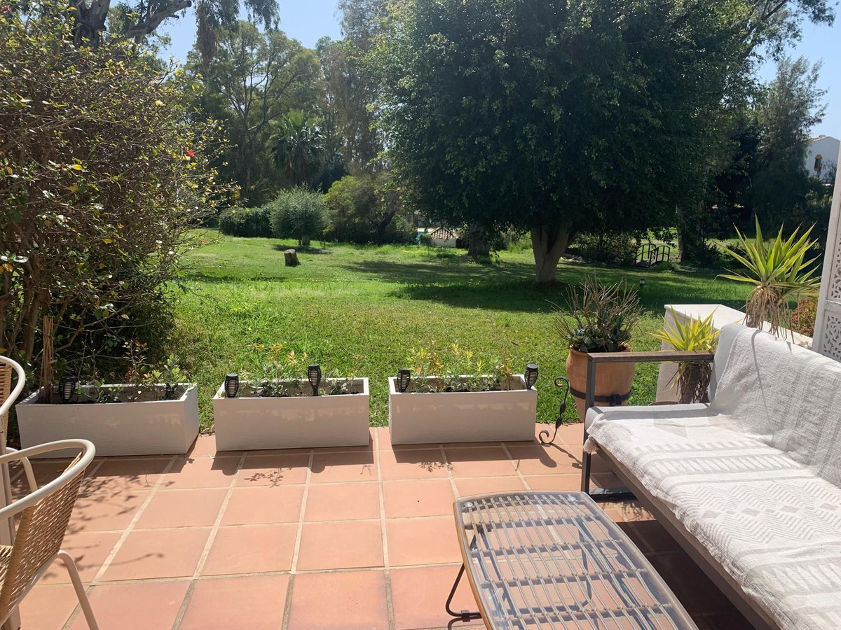 Se vende Pareada de 2 dormitorios en Costa Del Sol, Málaga, España