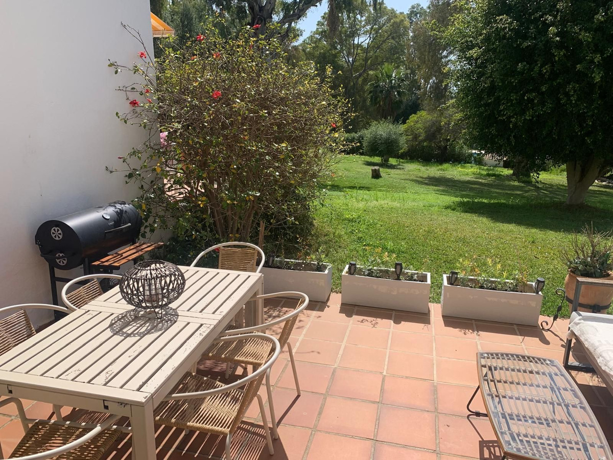 Se vende Pareada de 2 dormitorios en Costa Del Sol, Málaga, España