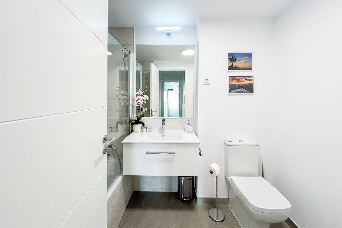 2 Bed Apartment for sale in Manilva Costa Del Sol, Málaga, Spain