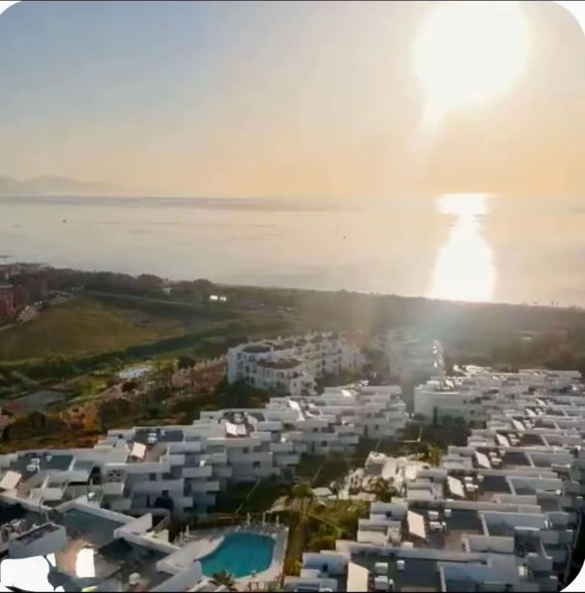 2 Bed Apartment for sale in Manilva Costa Del Sol, Málaga, Spain