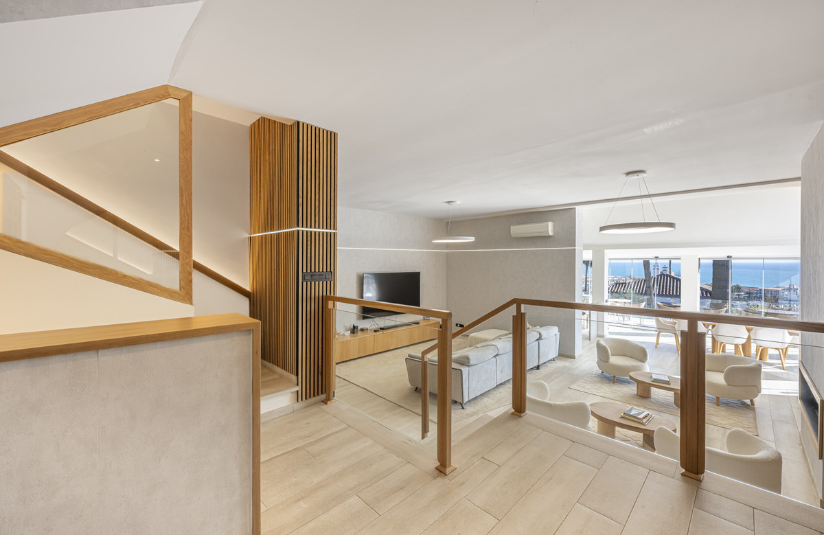 Se vende Villa - Chalet de 6 dormitorios en Costa Del Sol, Málaga, España