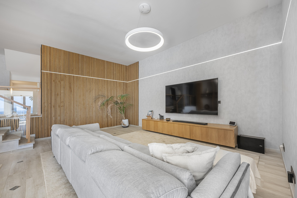 Se vende Villa - Chalet de 6 dormitorios en Costa Del Sol, Málaga, España