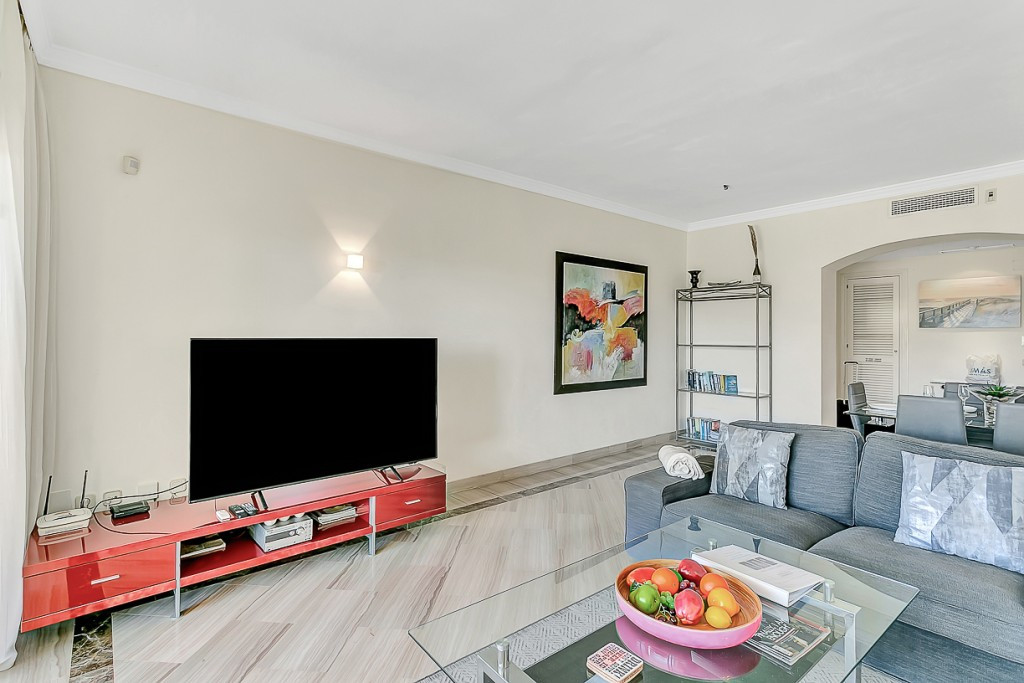 3 Bed Apartment for sale in Marbella Costa Del Sol, Málaga, Spain