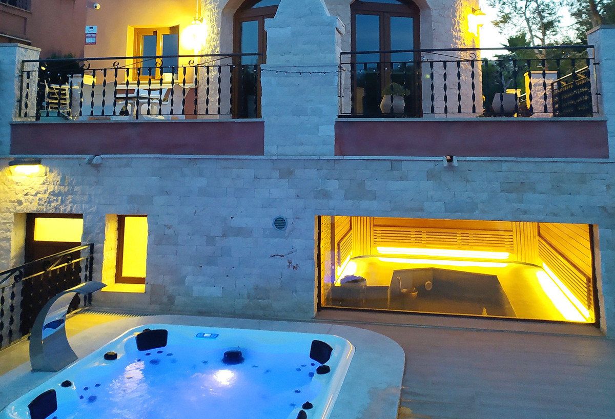 4 Bed Townhouse for sale in San Miguel De Salinas Costa Blanca, Alicante, Spain