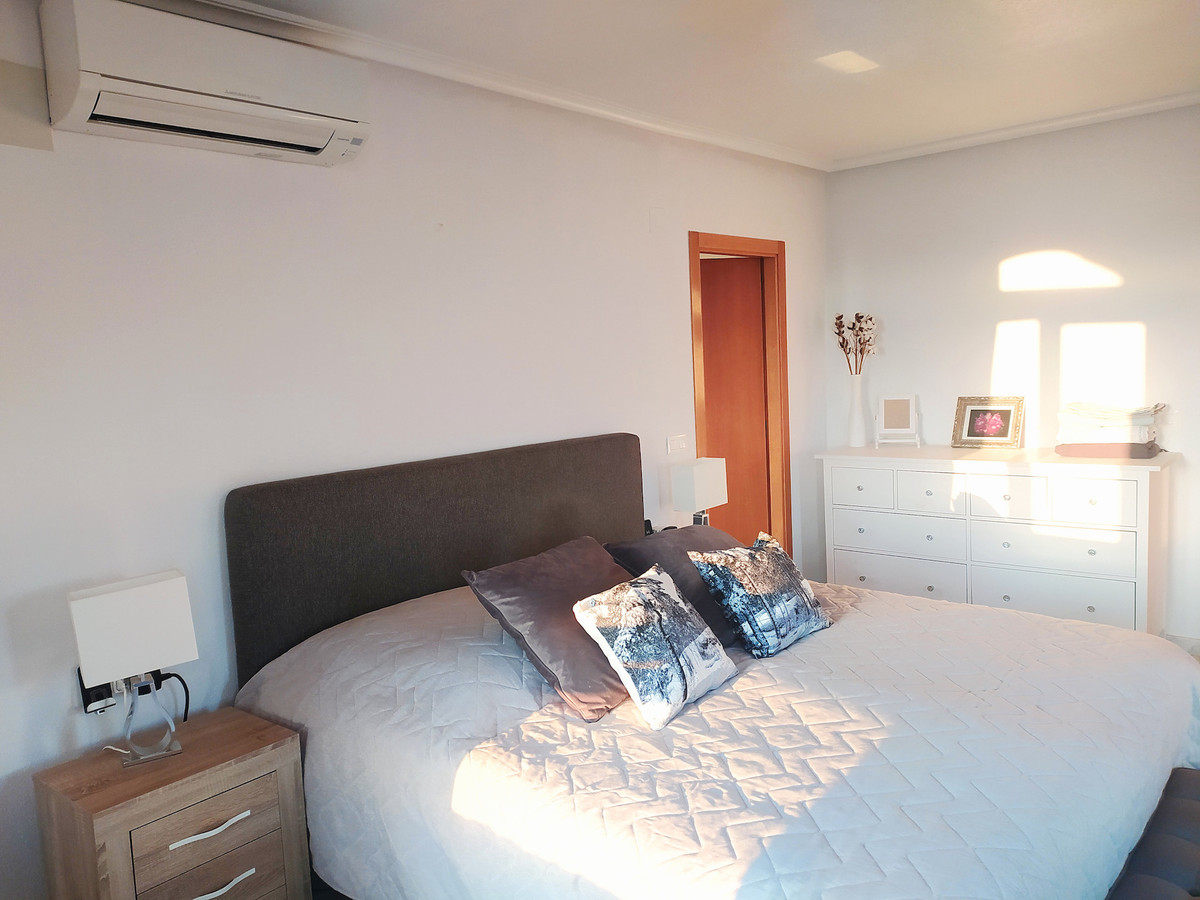 4 Bed Townhouse for sale in San Miguel De Salinas Costa Blanca, Alicante, Spain