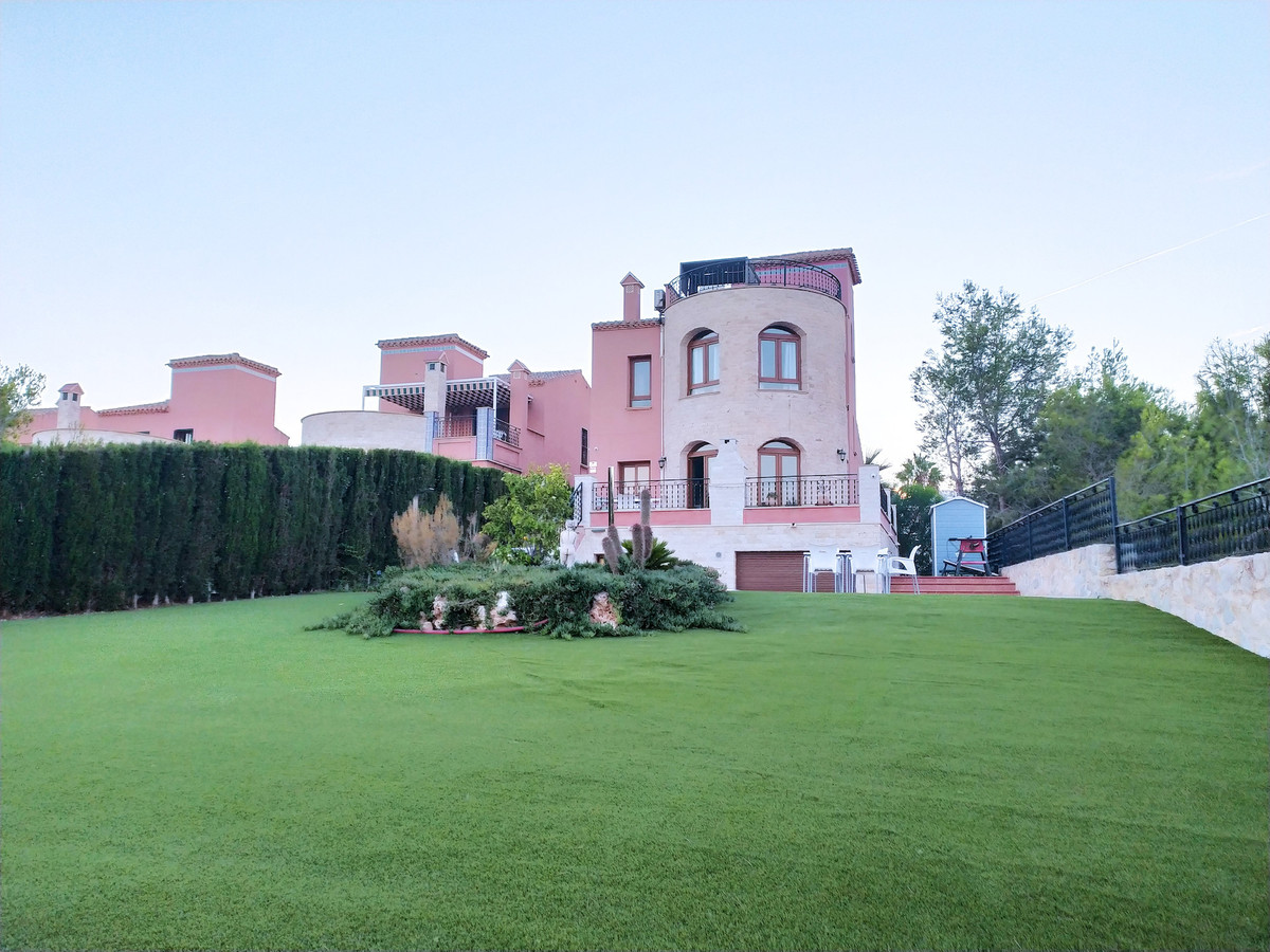 4 Bed Townhouse for sale in San Miguel De Salinas Costa Blanca, Alicante, Spain