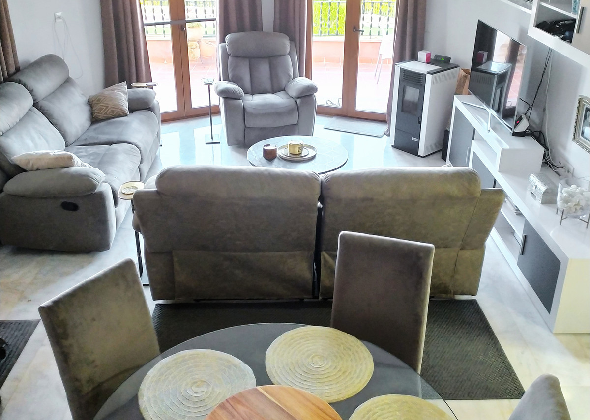 4 Bed Townhouse for sale in San Miguel De Salinas Costa Blanca, Alicante, Spain