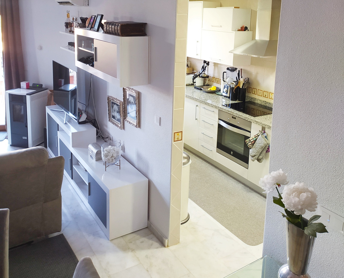 4 Bed Townhouse for sale in San Miguel De Salinas Costa Blanca, Alicante, Spain