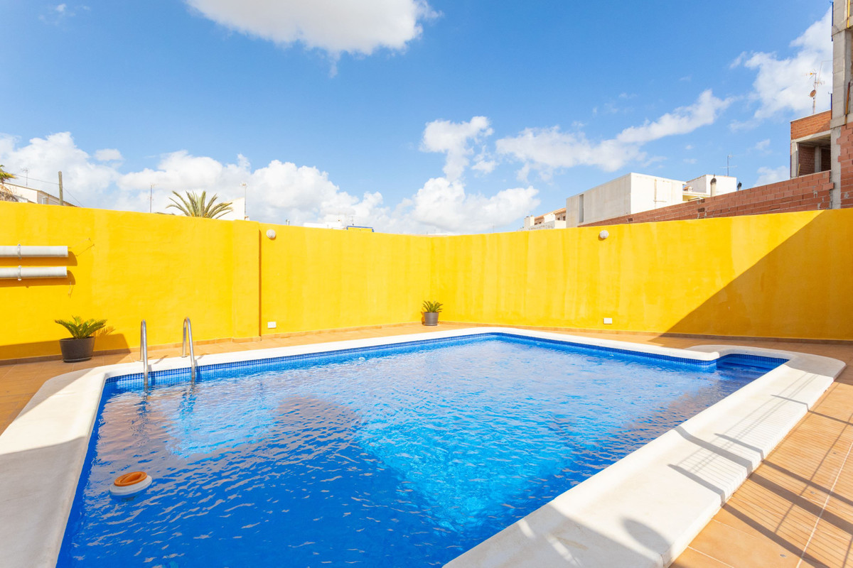 Se vende Adosada de 4 dormitorios en Costa Blanca, Alicante, España