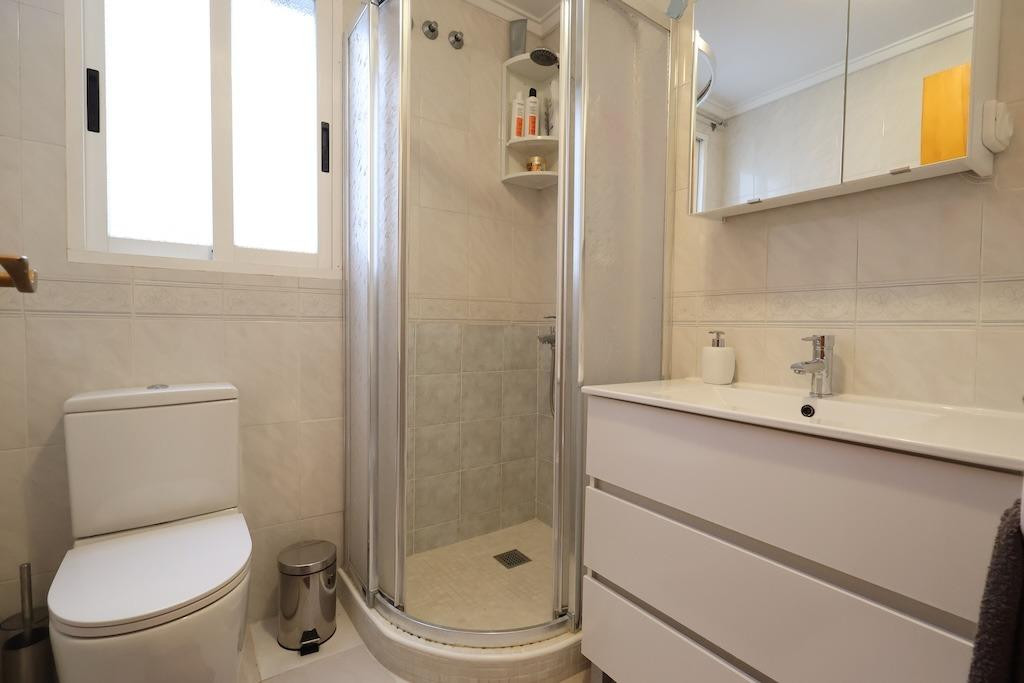 Se vende Apartamento Planta Media de 1 dormitorios en Costa Blanca, Alicante, España