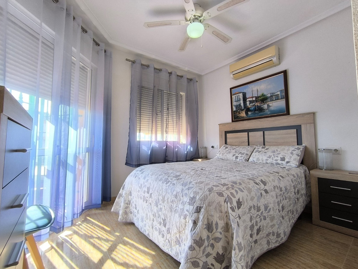 Se vende Villa - Chalet de 3 dormitorios en Costa Blanca, Alicante, España