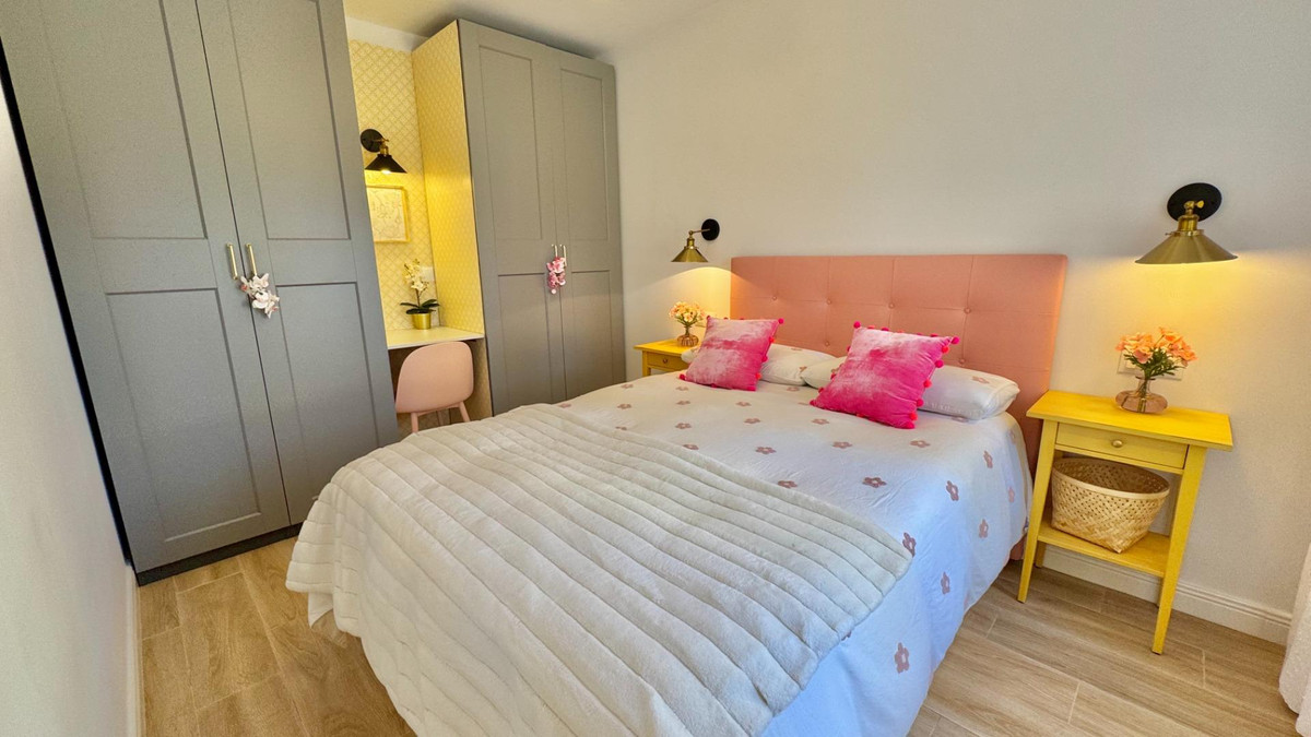 Se vende Apartamento Planta Baja de 2 dormitorios en Costa Del Sol, Málaga, España