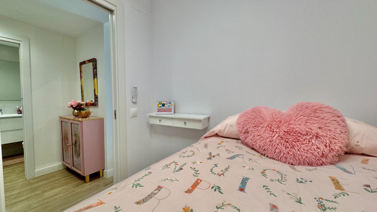 Se vende Apartamento Planta Baja de 2 dormitorios en Costa Del Sol, Málaga, España