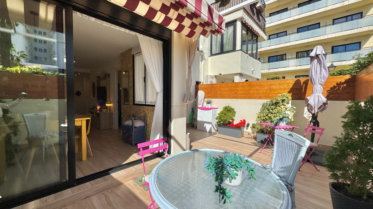 Se vende Apartamento Planta Baja de 2 dormitorios en Costa Del Sol, Málaga, España