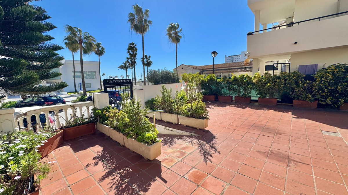 Se vende Apartamento Planta Baja de 2 dormitorios en Costa Del Sol, Málaga, España