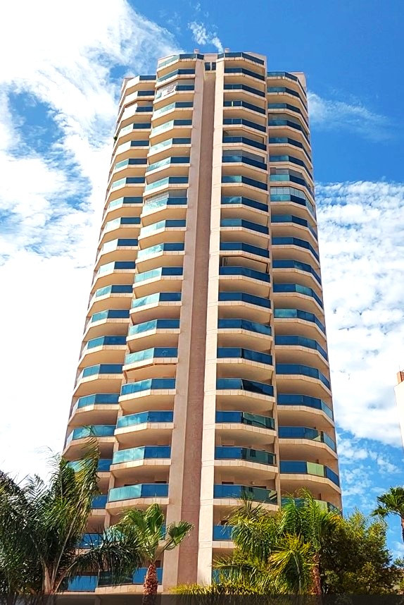 Se vende Apartamento Planta Media de 2 dormitorios en Costa Blanca, Alicante, España