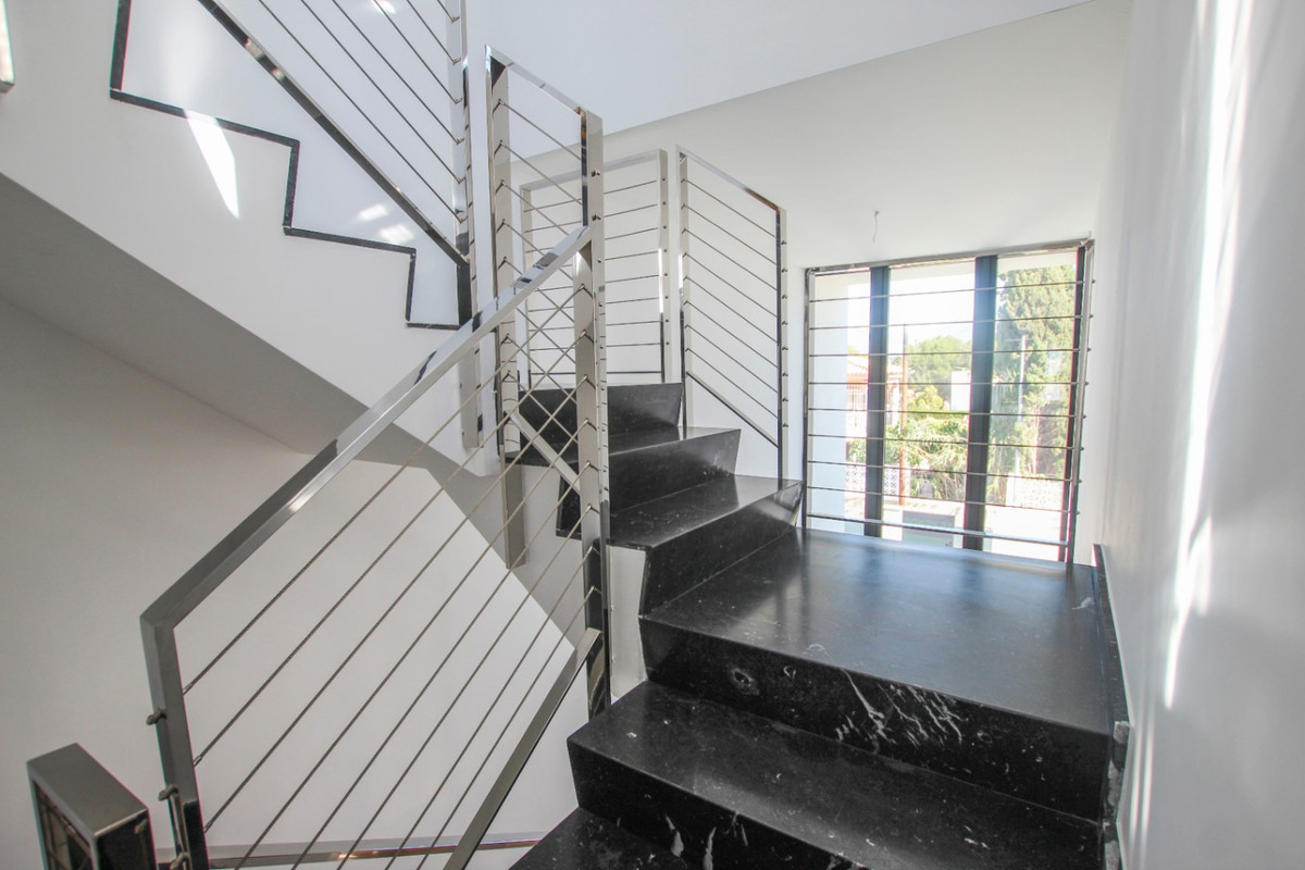Se vende Villa - Chalet de 3 dormitorios en Costa Blanca, Alicante, España