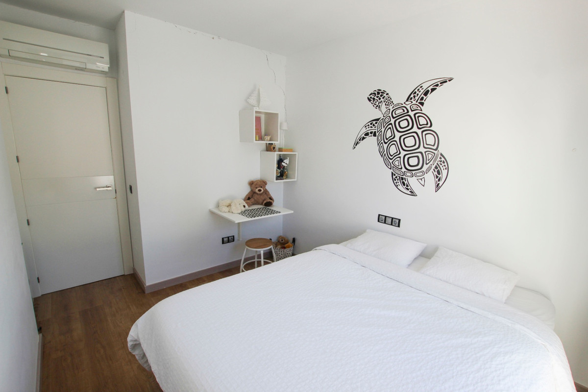 Se vende Villa - Chalet de 3 dormitorios en Costa Blanca, Alicante, España