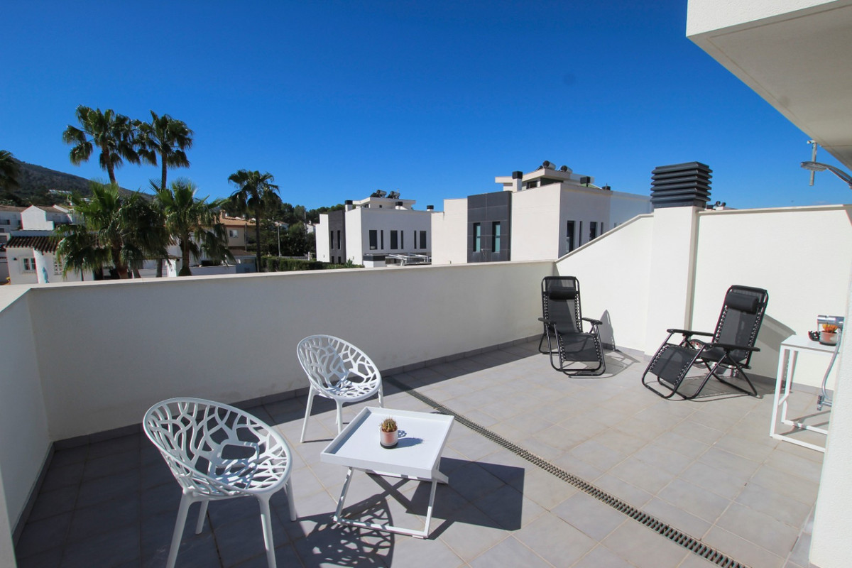 Se vende Villa - Chalet de 3 dormitorios en Costa Blanca, Alicante, España