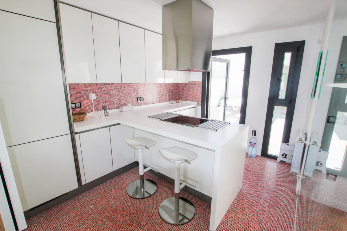 Se vende Villa - Chalet de 3 dormitorios en Costa Blanca, Alicante, España