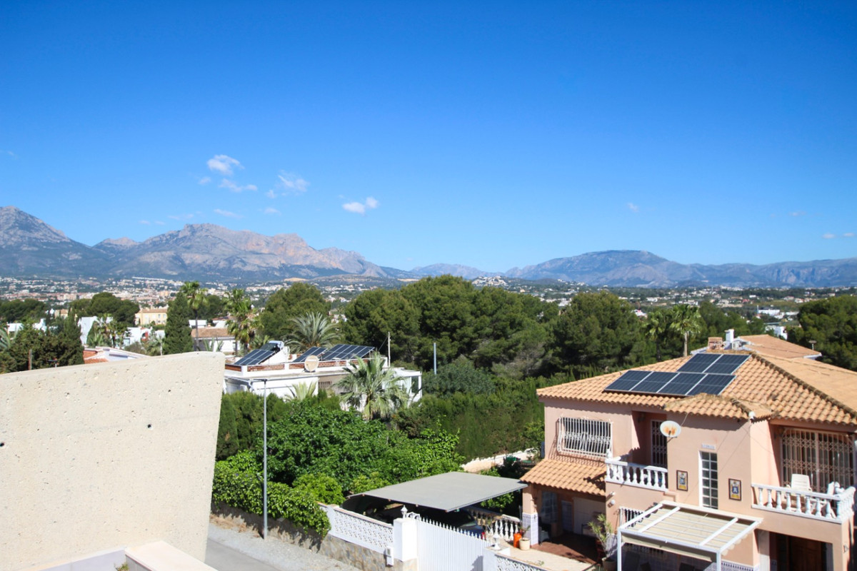 Se vende Villa - Chalet de 3 dormitorios en Costa Blanca, Alicante, España