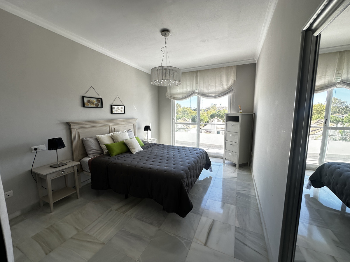 2 Bed Apartment for sale in Nueva Andalucía Costa Del Sol, Málaga, Spain