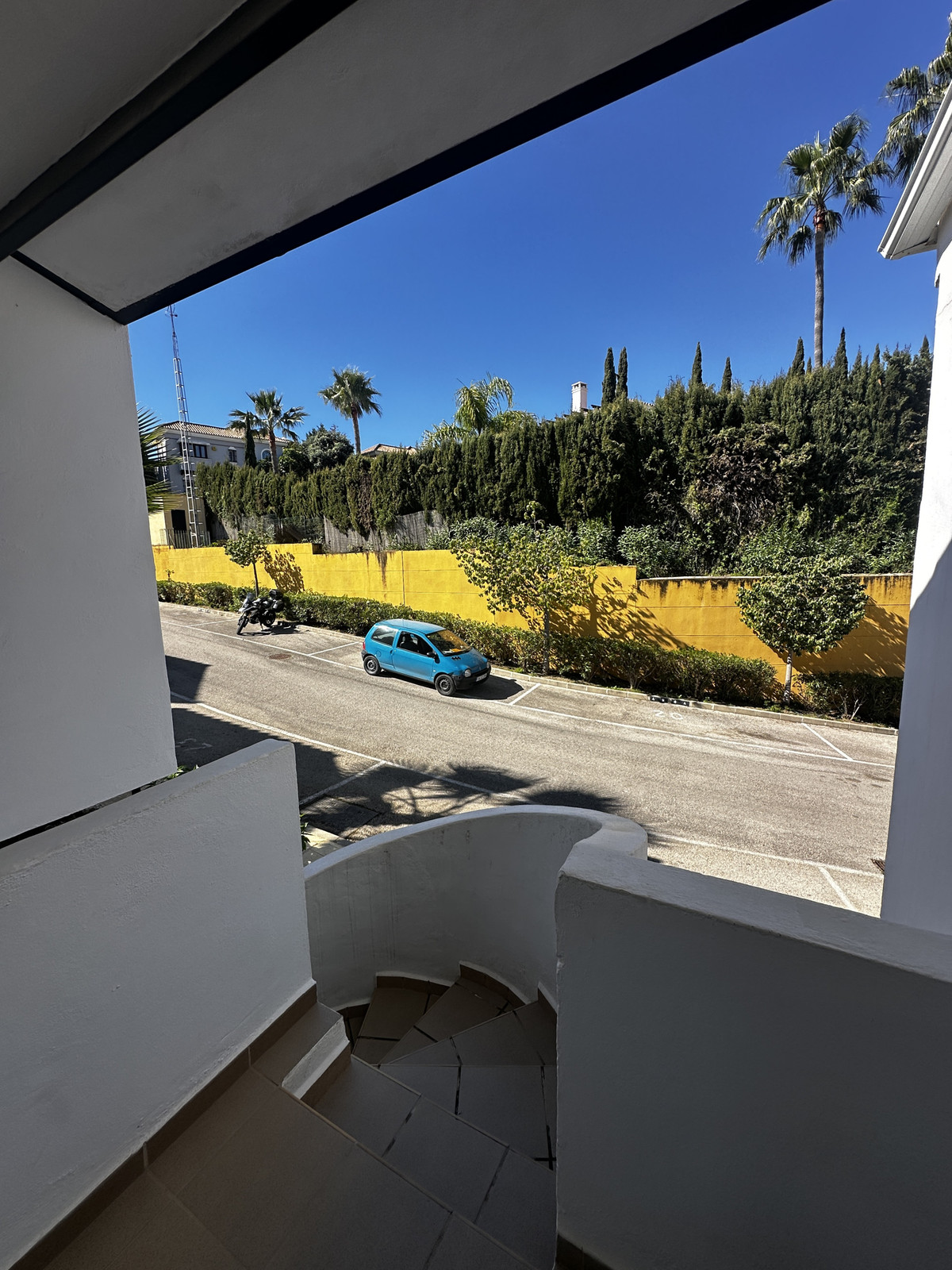 2 Bed Apartment for sale in Nueva Andalucía Costa Del Sol, Málaga, Spain