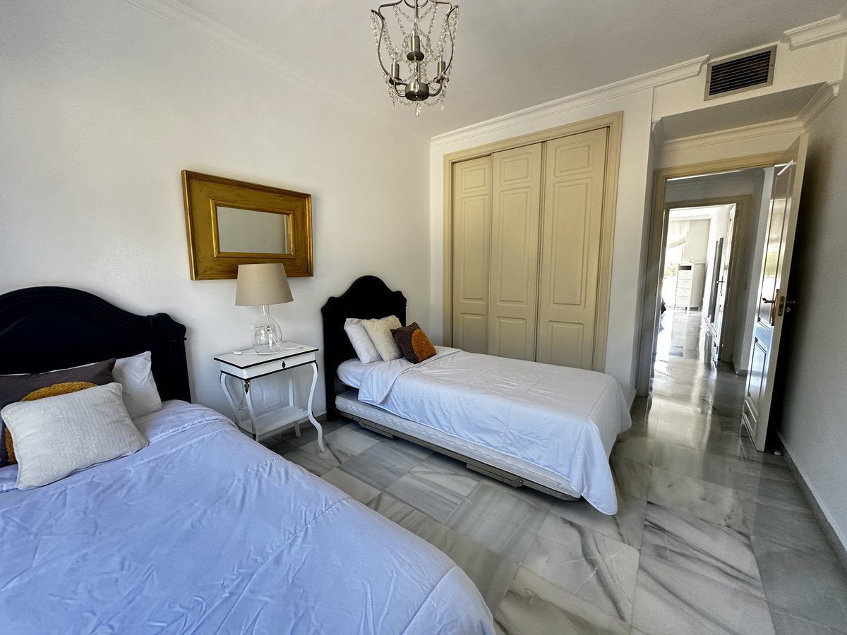 2 Bed Apartment for sale in Nueva Andalucía Costa Del Sol, Málaga, Spain