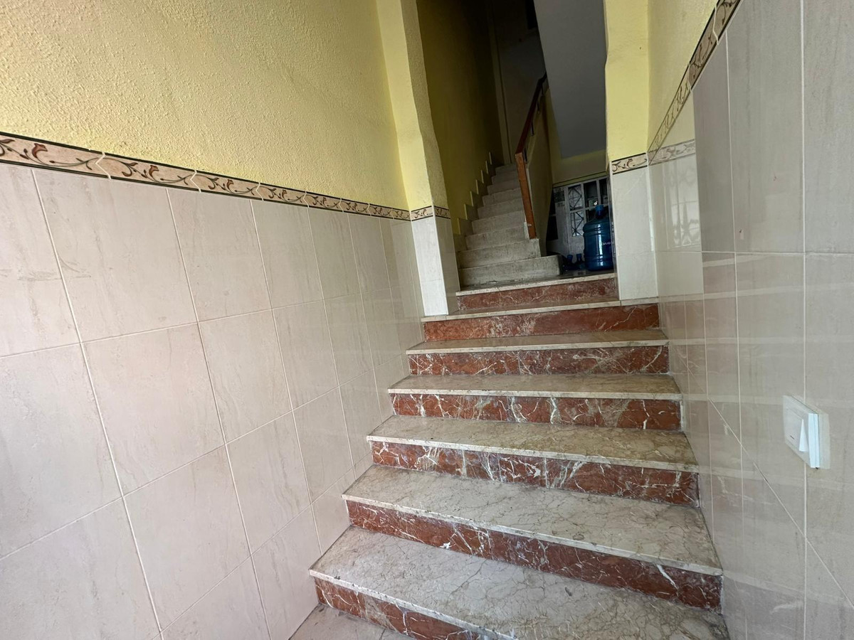 Se vende Apartamento Planta Media de 2 dormitorios en Costa Blanca, Alicante, España