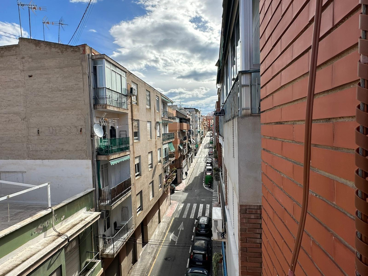 Se vende Apartamento Planta Media de 2 dormitorios en Costa Blanca, Alicante, España