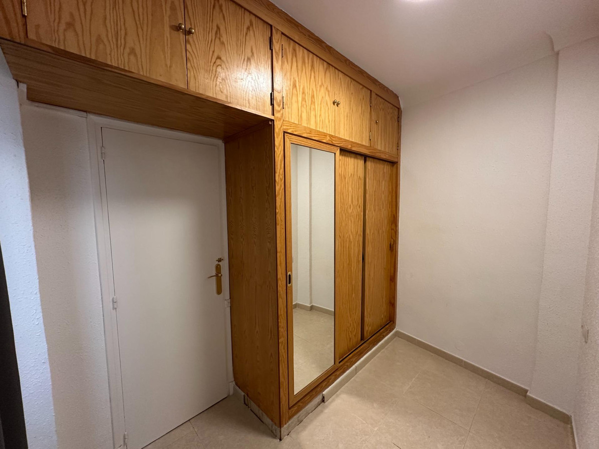 Se vende Apartamento Planta Media de 2 dormitorios en Costa Blanca, Alicante, España