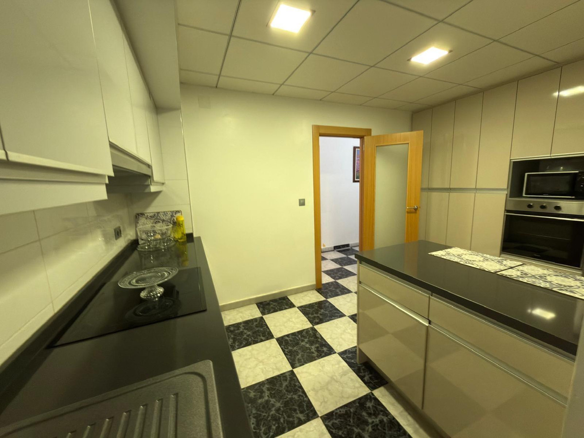 Se vende Apartamento Planta Media de 3 dormitorios en Costa Blanca, Alicante, España