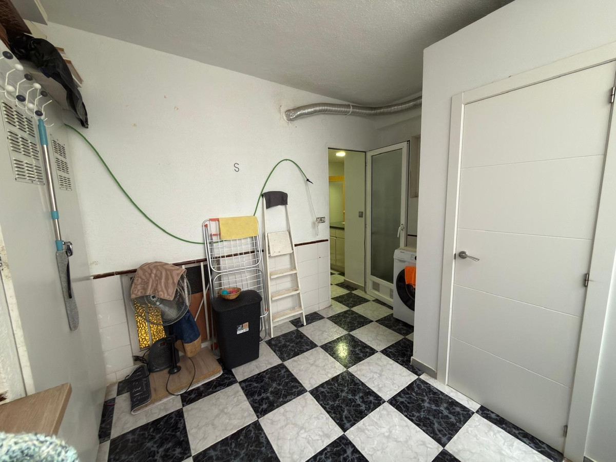 Se vende Apartamento Planta Media de 3 dormitorios en Costa Blanca, Alicante, España
