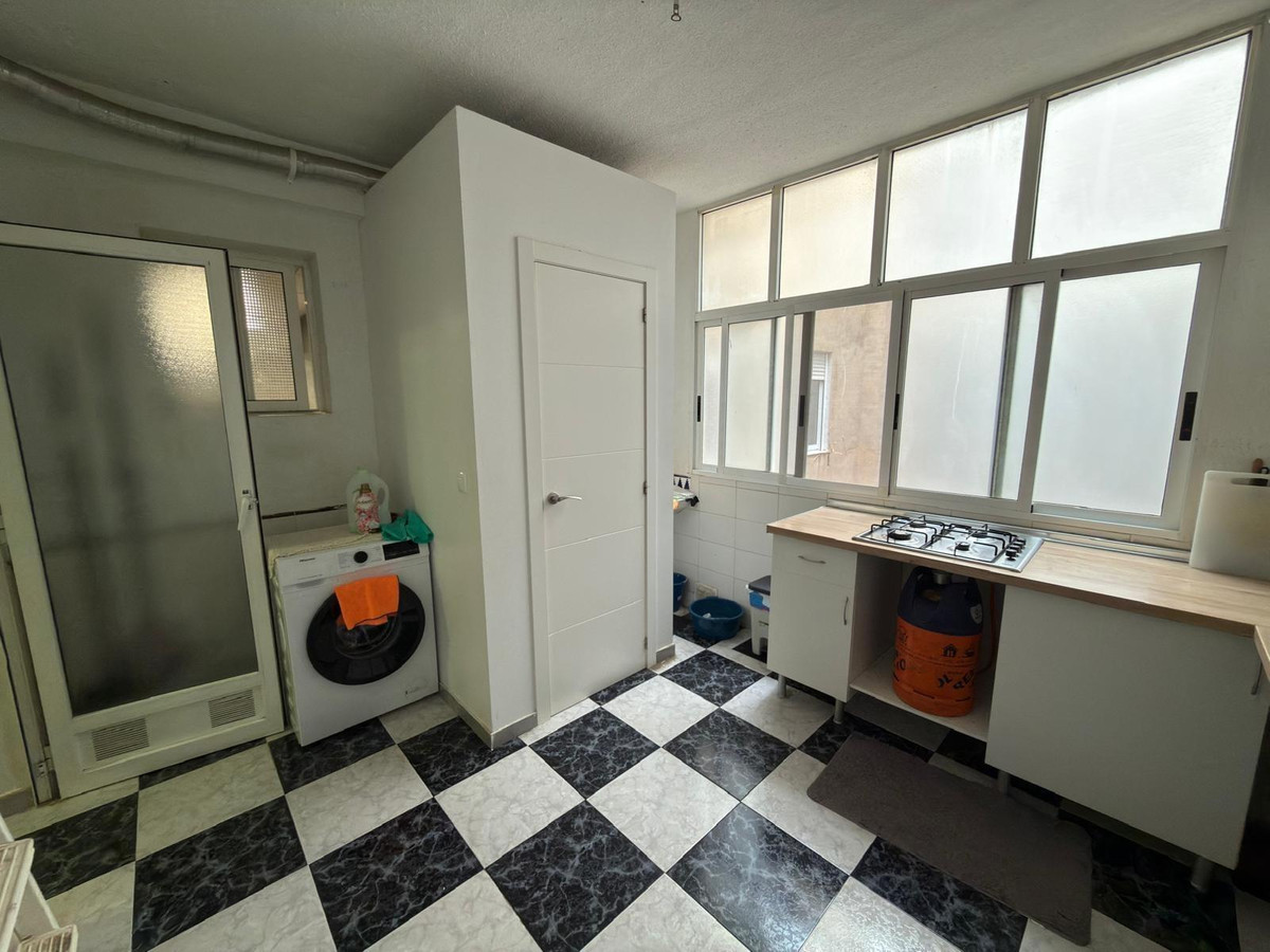Se vende Apartamento Planta Media de 3 dormitorios en Costa Blanca, Alicante, España