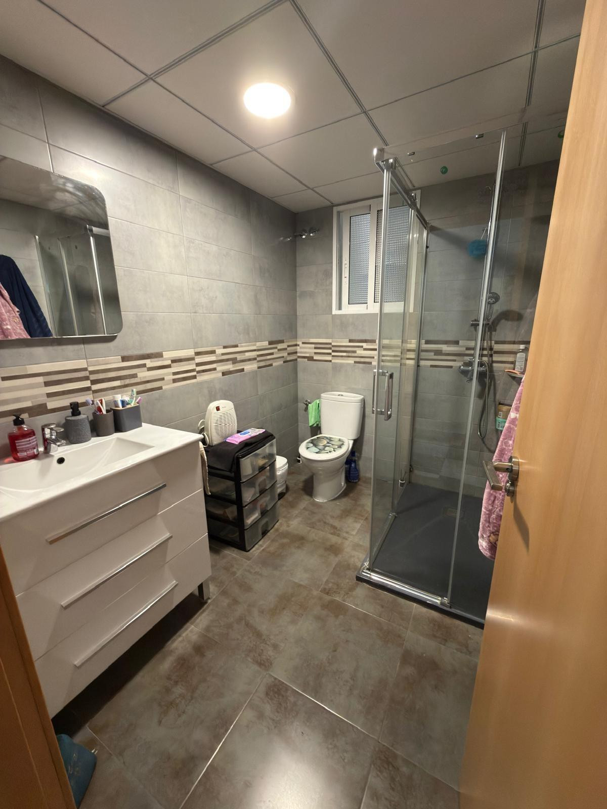 Se vende Apartamento Planta Media de 3 dormitorios en Costa Blanca, Alicante, España