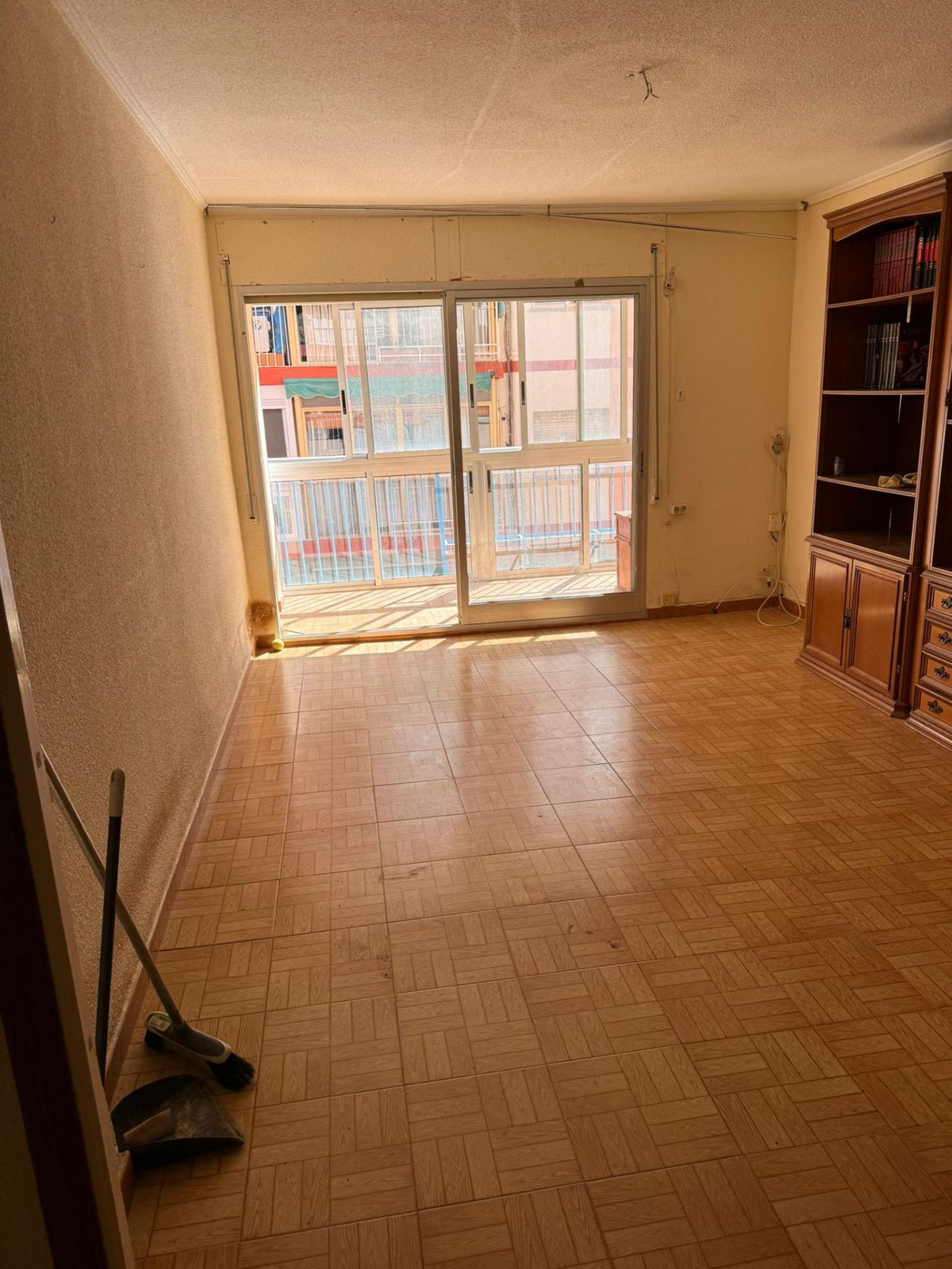 Se vende Apartamento Planta Media de 3 dormitorios en Costa Blanca, Alicante, España