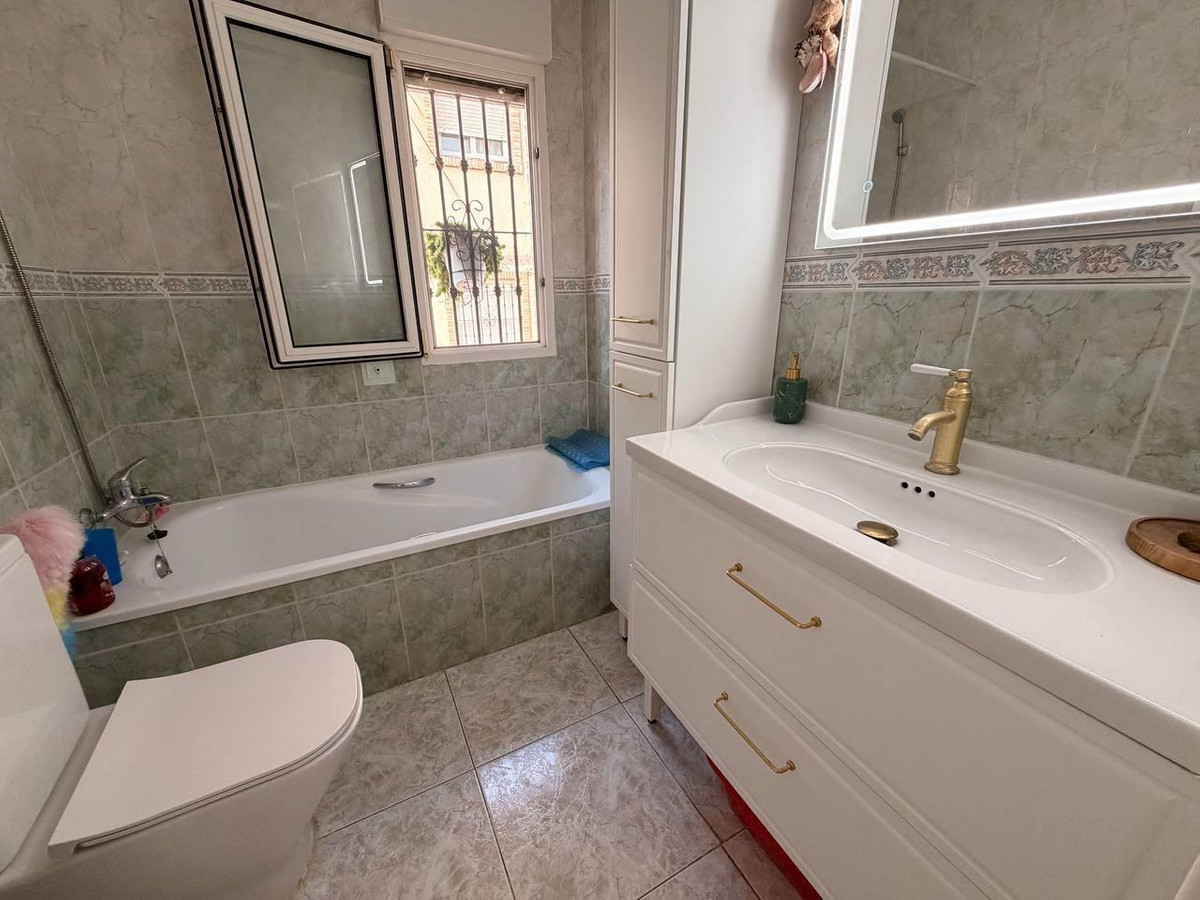 Se vende Bungalow de 3 dormitorios en Costa Blanca, Alicante, España
