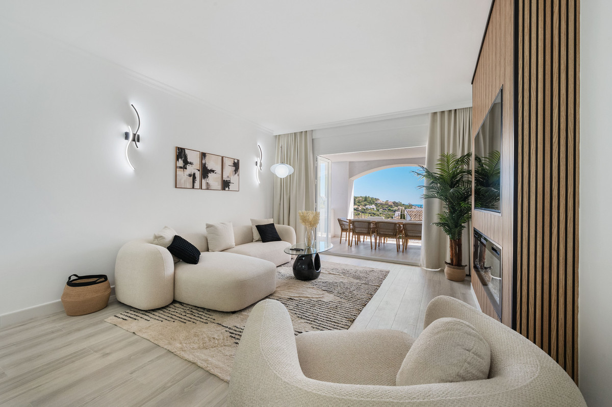 3 Bed Apartment for sale in Benahavís Costa Del Sol, Málaga, Spain