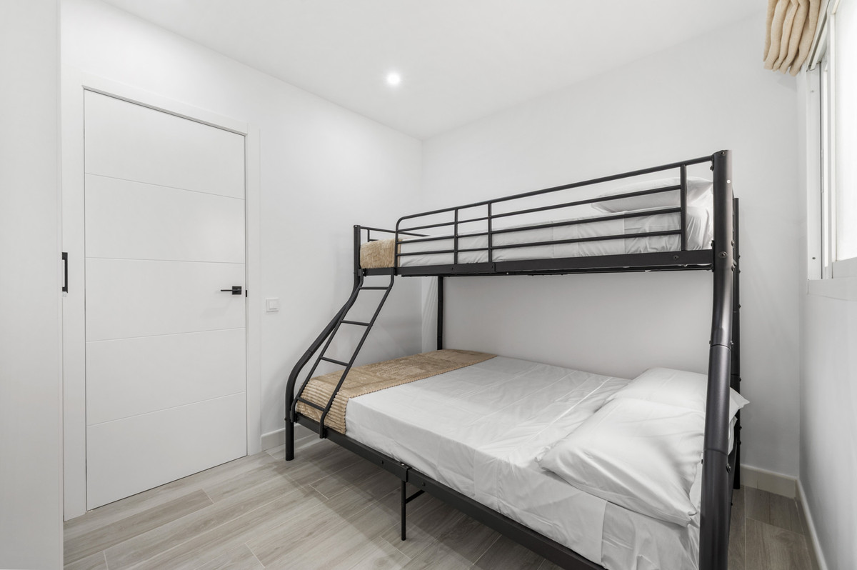 3 Bed Apartment for sale in Nueva Andalucía Costa Del Sol, Málaga, Spain