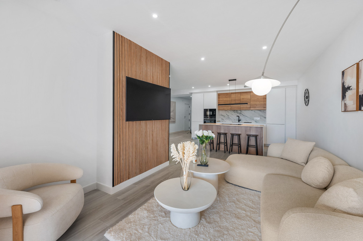 3 Bed Apartment for sale in Nueva Andalucía Costa Del Sol, Málaga, Spain