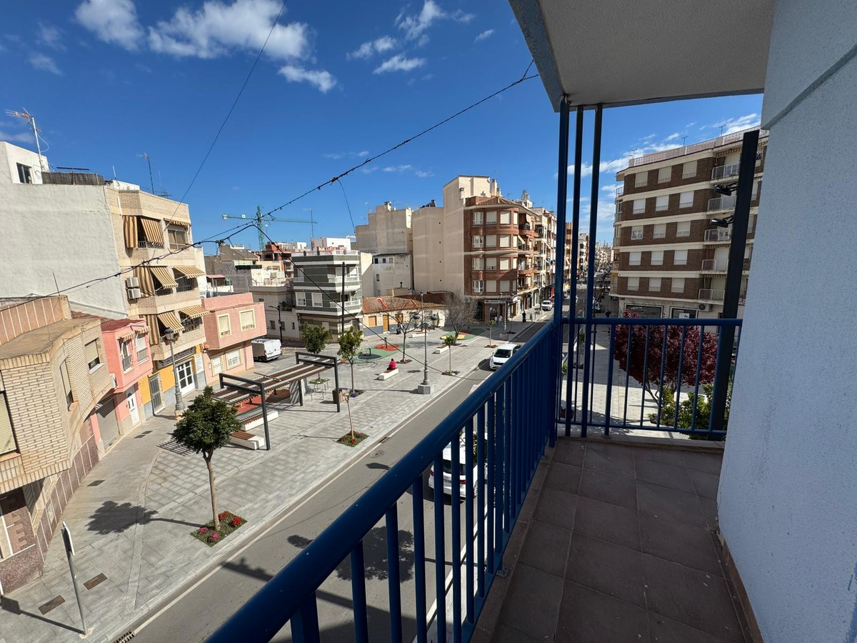 Se vende Apartamento Planta Media de 3 dormitorios en Costa Blanca, Alicante, España