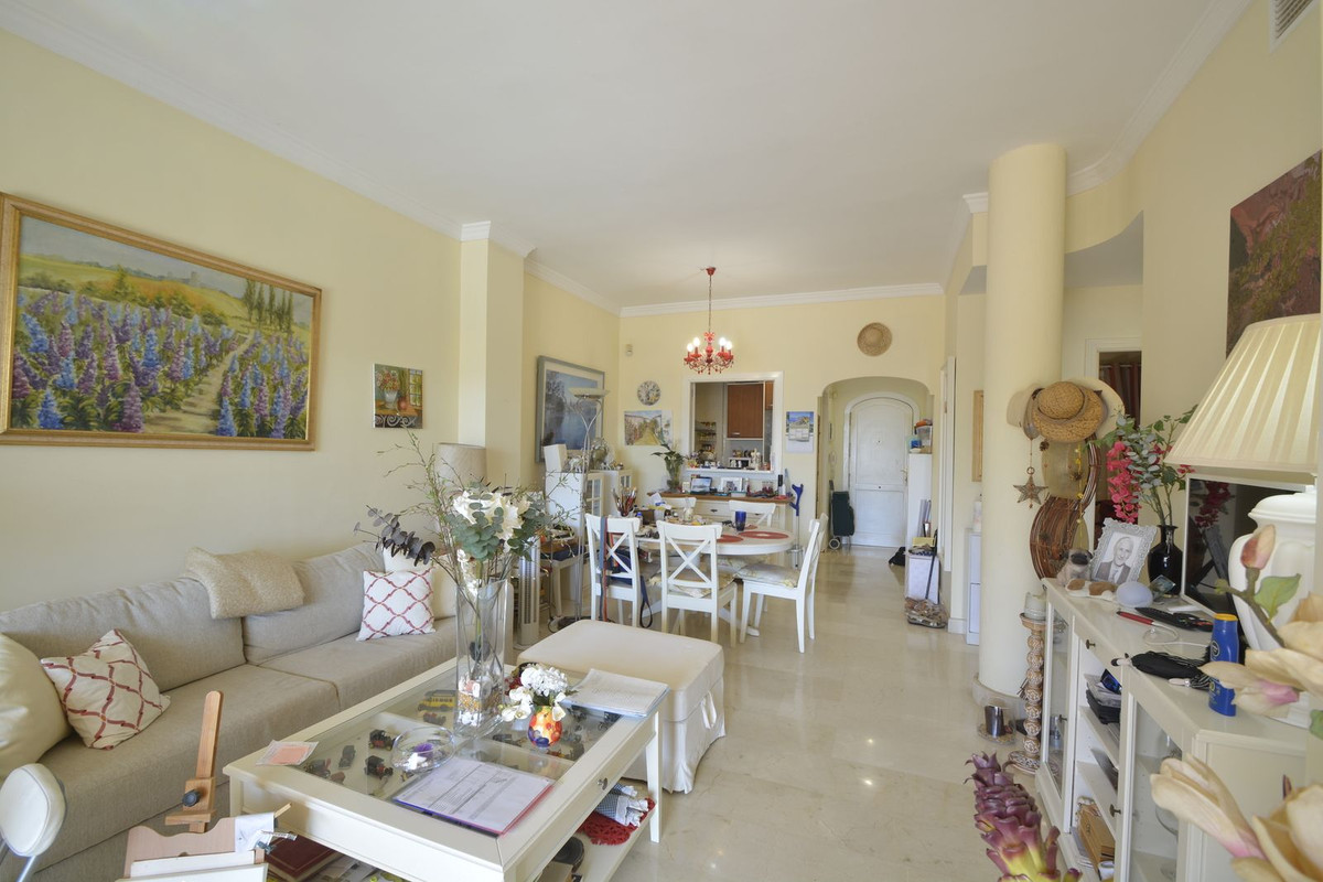 2 Bed Apartment for sale in Elviria Costa Del Sol, Málaga, Spain