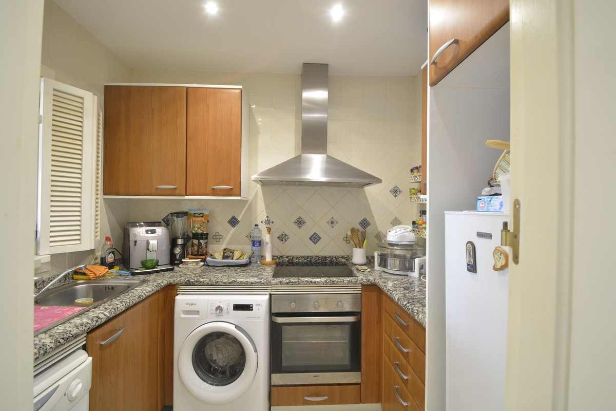 2 Bed Apartment for sale in Elviria Costa Del Sol, Málaga, Spain