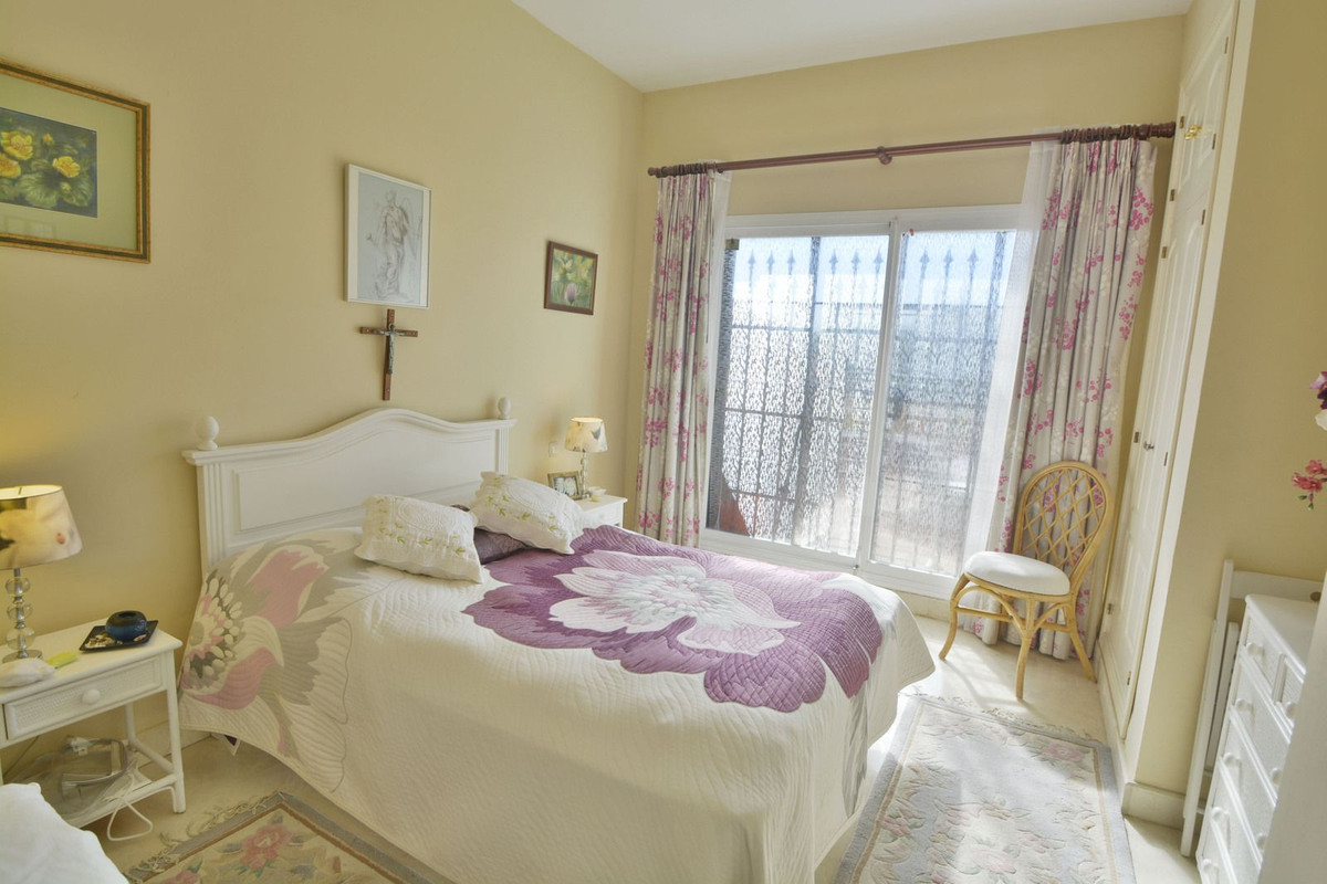 2 Bed Apartment for sale in Elviria Costa Del Sol, Málaga, Spain