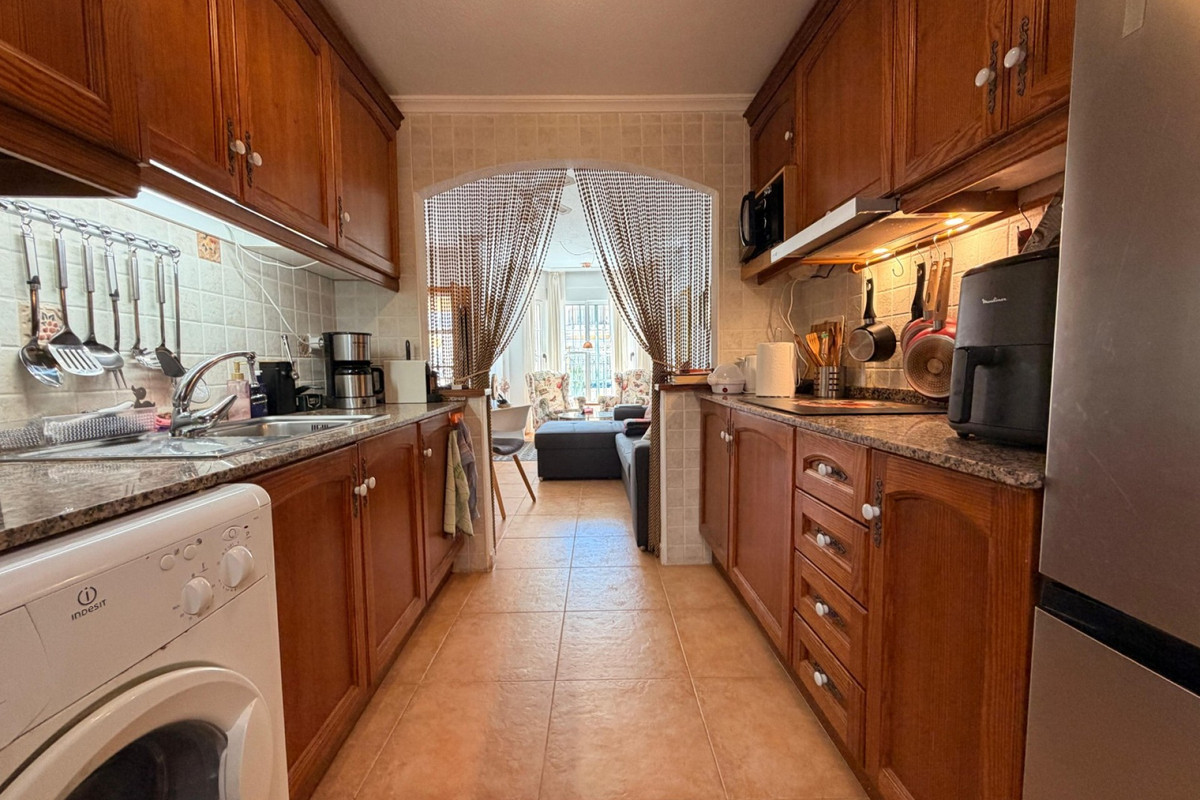 3 Bed Townhouse for sale in Urbanización El Raso Costa Blanca, Alicante, Spain