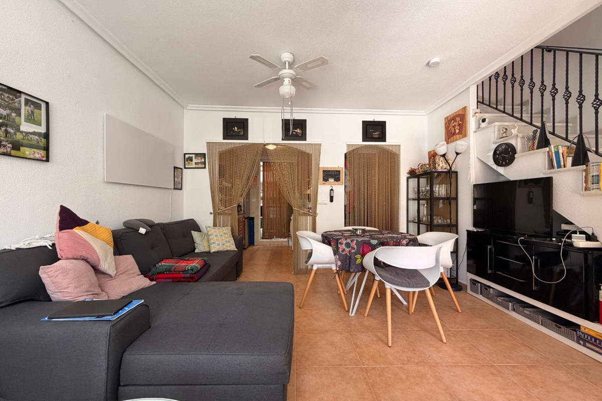 3 Bed Townhouse for sale in Urbanización El Raso Costa Blanca, Alicante, Spain