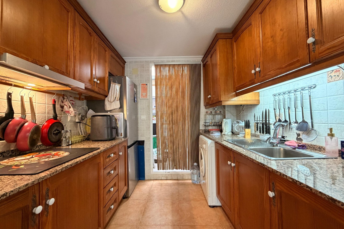 3 Bed Townhouse for sale in Urbanización El Raso Costa Blanca, Alicante, Spain
