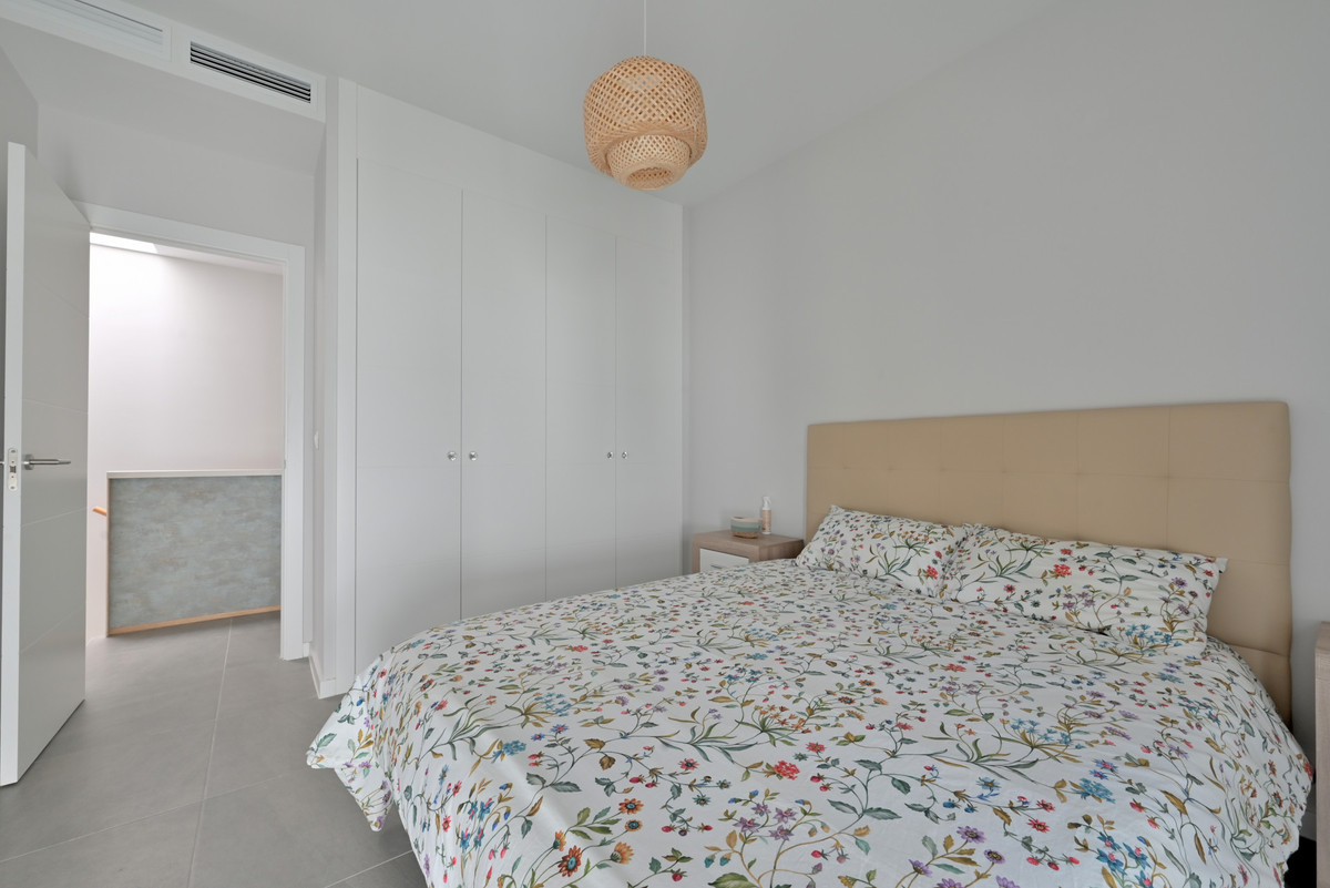 Se vende Pareada de 4 dormitorios en Costa Del Sol, Málaga, España